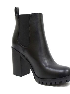 Soda Black Leather-Look Chelsea Lug Heel Ankle Boots